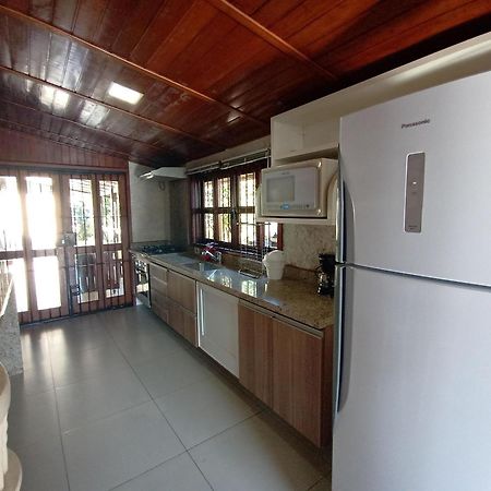 Moreira Casa Com Churrasqueira E Ar-Condicionado Ubatuba Eksteriør billede